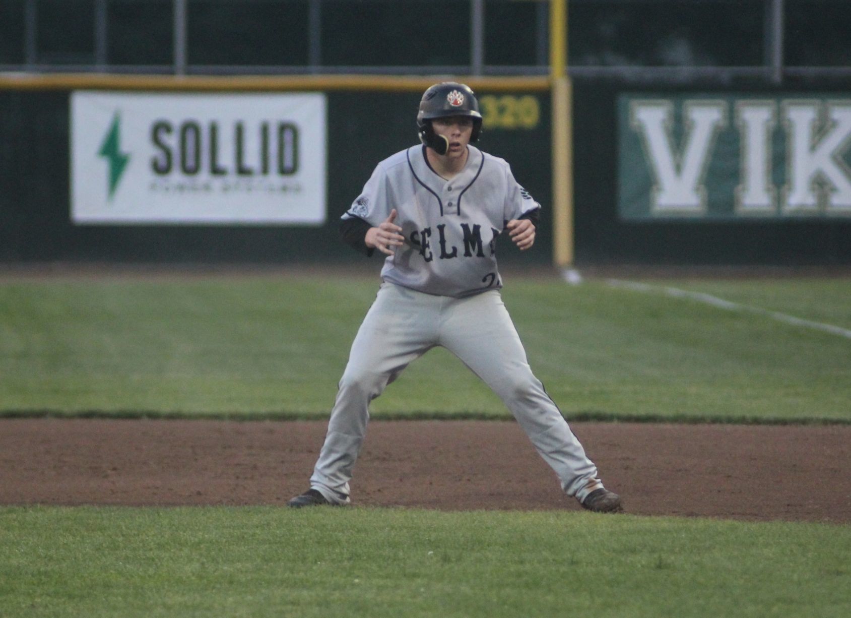 Kingsburg tops Selma